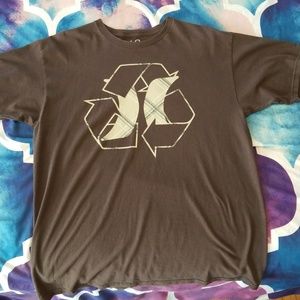 Hurley surf/skate t shirt